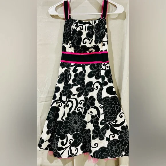 Girls “Disorderly Kids” Black & White Floral Dress With Hot Pink Accents - Picture 3 of 10